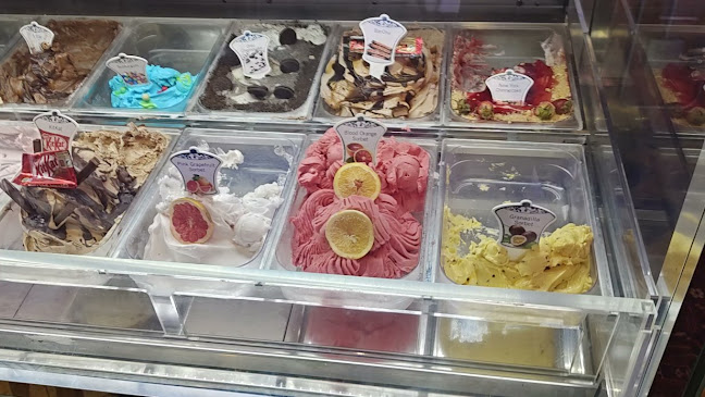 Aroma Coffee Roastery - The Village HazelWood