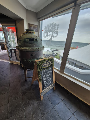 Comentarii opinii despre Barney's Tavern