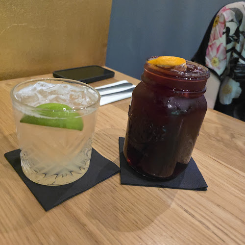 Opinii despre Hard Rock Cafe în Sandton - Hospitality and gastronomy