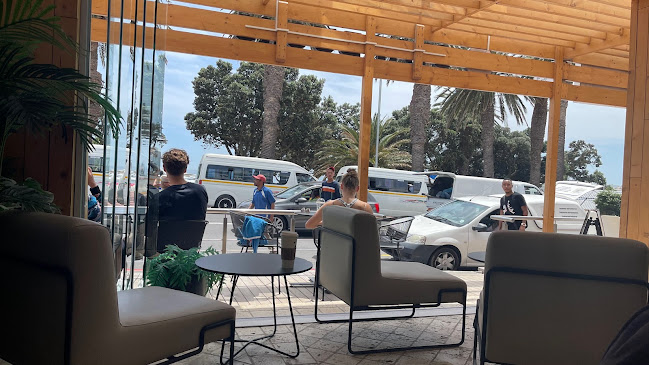 Comentarii opinii despre Starbucks Camps Bay