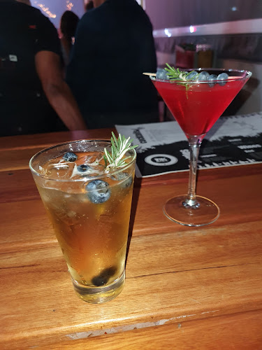 Comentarii opinii despre The Wing Republic on Florida Road