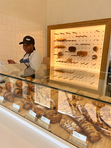 40 7th Avenue, Corner 3rd Ave, Parktown North, Randburg, 2193