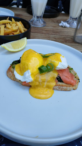 Opinii despre Bootlegger The Zone Halaal în Johannesburg - Hospitality and gastronomy