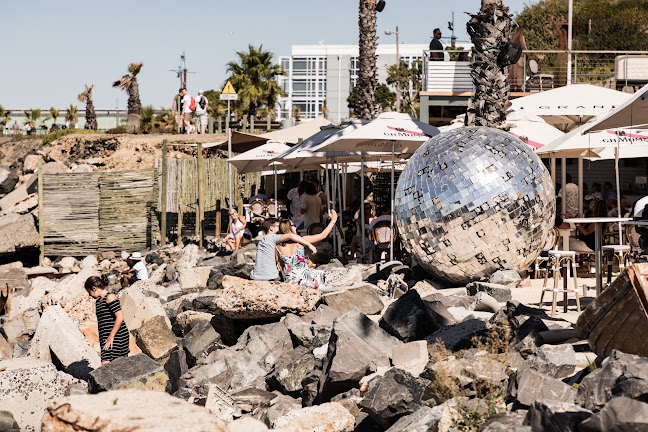 Grand Africa Café & Beach - Hospitality and gastronomy