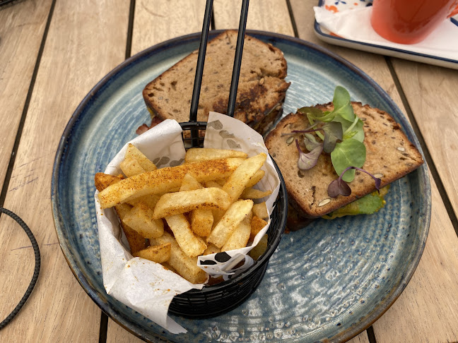 Comentarii opinii despre Geek House Eatery - Exceptional Bakery & Restaurant