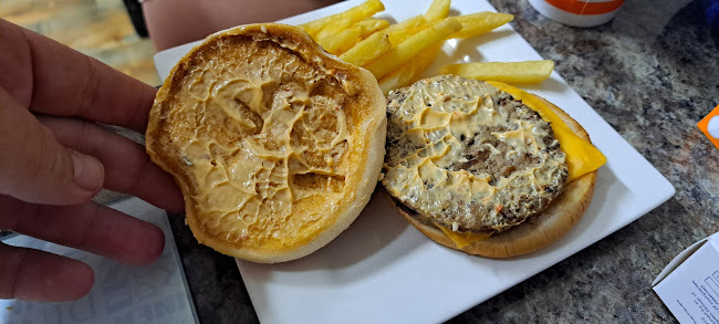 Burger King Willow Road (Drive-Thru) - Hospitality and gastronomy