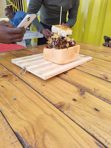 274 Reverend R.T.J. Namane Dr, Makhulong, Thembisa, 1632