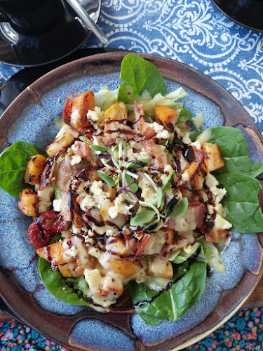 Art Café on Queen - Hospitality and gastronomy