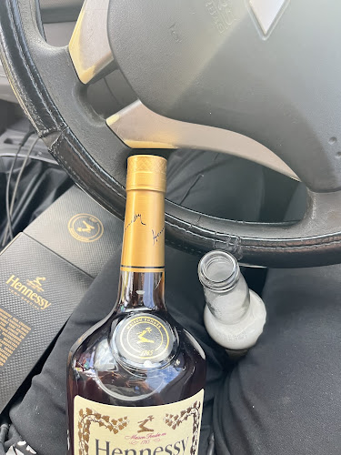 Comentarii opinii despre Forest Hill Liquors