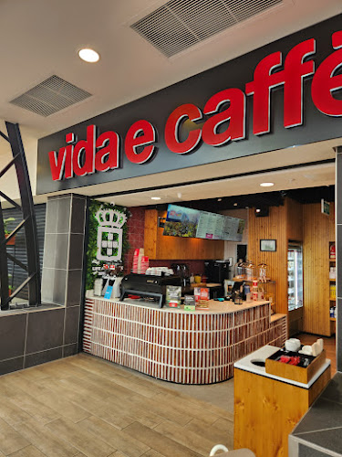 Shop ROF03, The Pavilion Shopping Centre, Jack Martens Dr, Dawncliffe, Westville, 3629