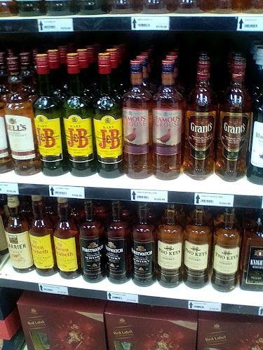 Opinii despre 8's pool & sport bar în Boksburg - Hospitality and gastronomy