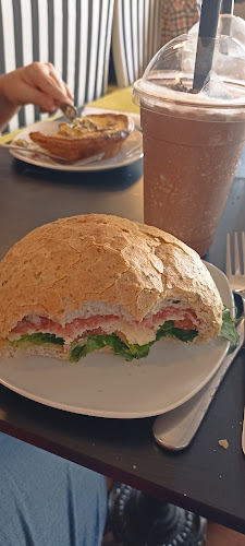 Comentarii opinii despre PARIS KLOOF