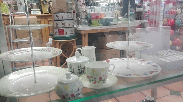 Comentarii opinii despre Peacock Tea and Coffee