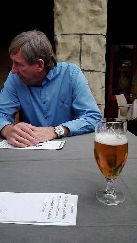 Opinii despre The Black Swan Restaurant & Cape Karoo Eatery în Oudtshoorn - Hospitality and gastronomy