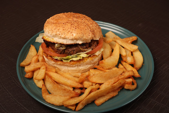 Comentarii opinii despre The Lounge at Hendersons Coffee Shop