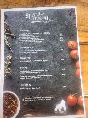 Comentarii opinii despre Silverbacks Fusion Restaurant