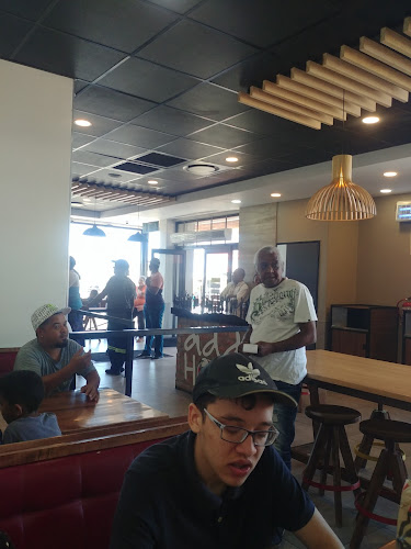 Mall, Mountain Mill Dr, Hospital Hill, Worcester, 6850