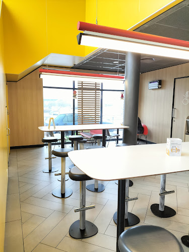 McDonald's Shall Cross Drive-Thru