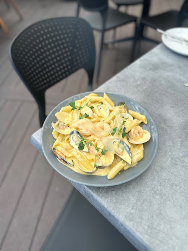 Comentarii opinii despre Adega Bedfordview