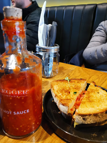 Shop G06, 13 Brickfield Rd, Salt River, Cape Town, 7925