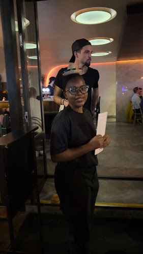 Una Más - Mezcaleria - Hospitality and gastronomy