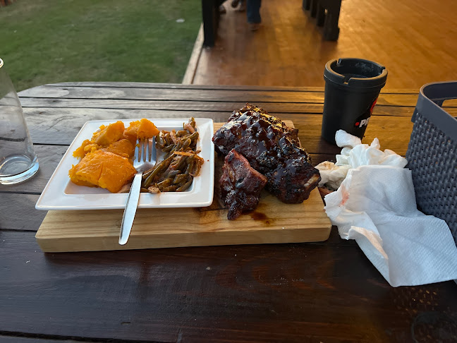 InniDorp Familie Restaurant en Bosvark Bar - Hospitality and gastronomy