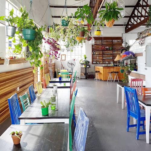 Corner of Woodlands and Ravenscraig Roads, Woodstock, Cape Town, 7915