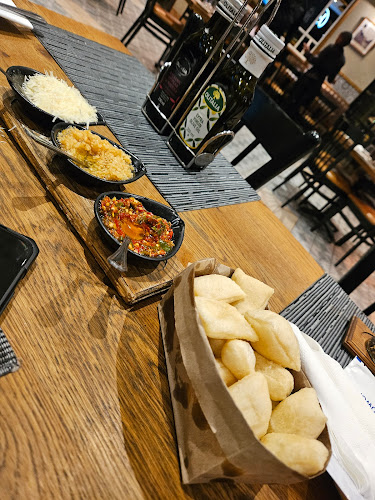 Opinii despre Casa Bella Montecasino în Fourways - Hospitality and gastronomy