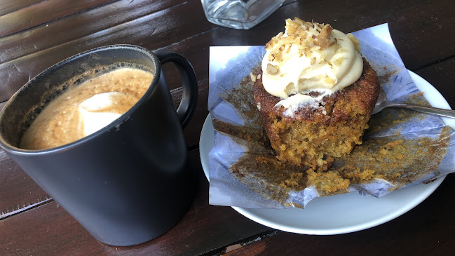 Comentarii opinii despre deMILKo