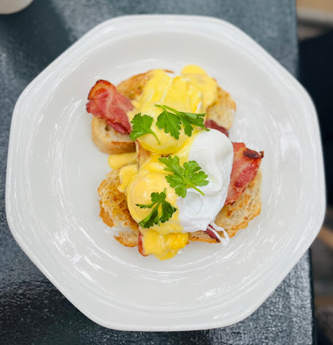 Neighbourhood Cafe & bar - Durban North