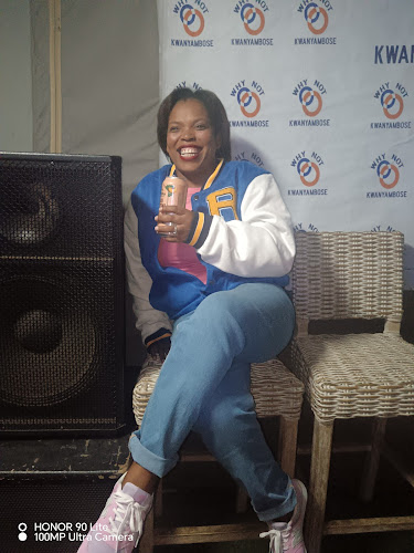 Comentarii opinii despre Why Not Tuck Shop & Food