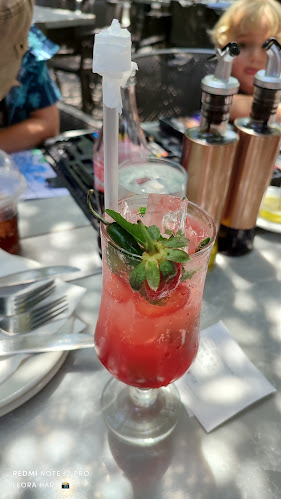 Comentarii opinii despre Fahrenheit Seafood & Grill