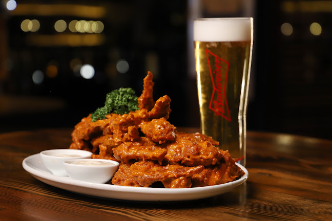 Texan Wing Bar Pretoria East - Hospitality and gastronomy