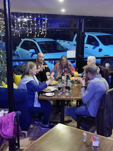 Opinii despre La Strada Cafe - Italian Street Food în Edenvale - Hospitality and gastronomy