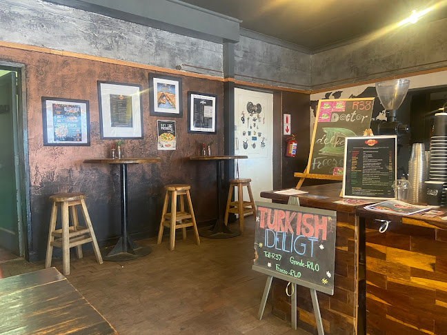 Comentarii opinii despre Recharge Coffee Co.