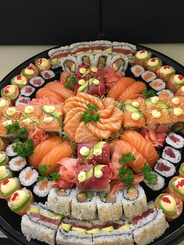 Make Restaurant - Hospitality and gastronomy