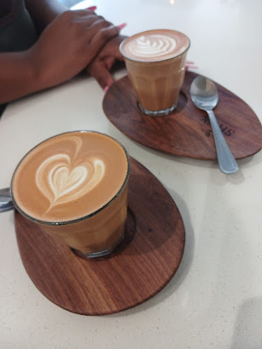 Shop 004, Cnr Atholl &, Blubird Centre, Park Rd, Birnam, Johannesburg, 2196