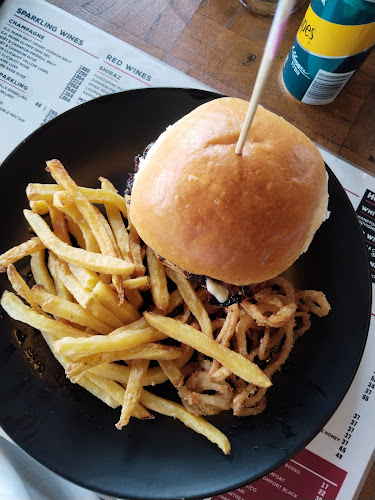 Tiger's Milk Kwena Square - Roodepoort