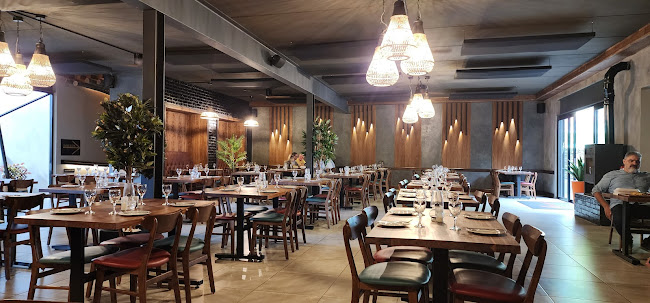 Fahrenheit Seafood & Grill