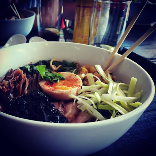 Comentarii opinii despre Three Wise Monkeys