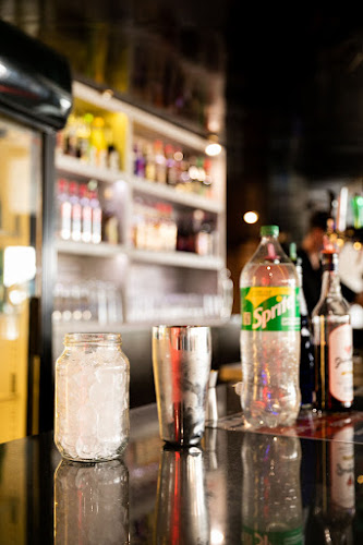 Opinii despre The Corner Pocket Bar & Billiards în Pretoria - Hospitality and gastronomy