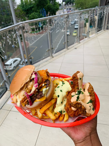 Comentarii opinii despre Megalo on 5th