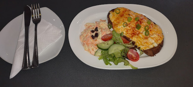 Opinii despre Cafe Nouveau, Pinelands în Cape Town - Hospitality and gastronomy