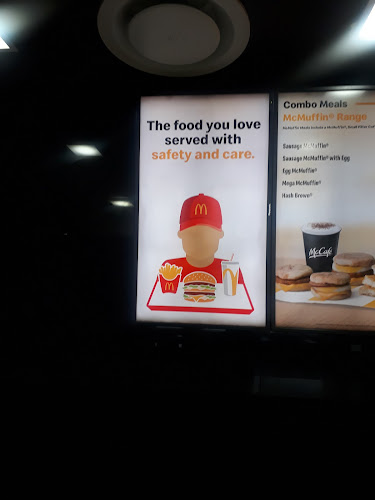 Opinii despre McDonald's Tembisa în Kempton Park - Hospitality and gastronomy