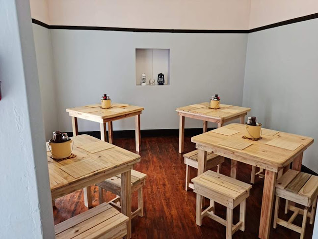 Munch O'Holics - Hospitality and gastronomy