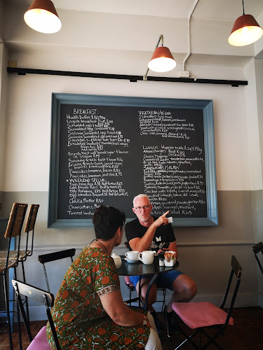 Opinii despre Service Station în Johannesburg - Hospitality and gastronomy