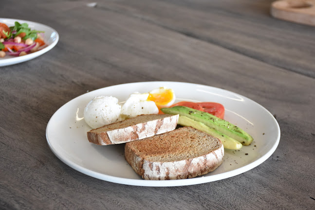 Comentarii opinii despre Moonshot Café