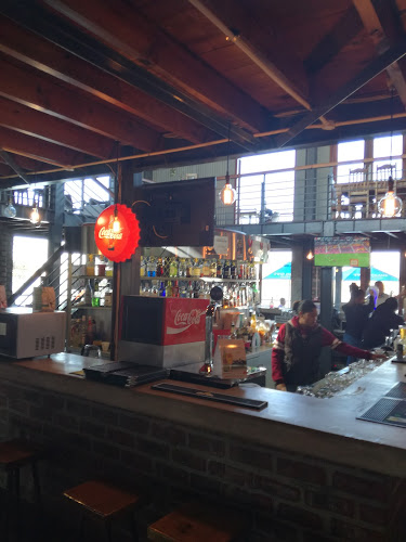 Comentarii opinii despre DAM Pub and Diner.