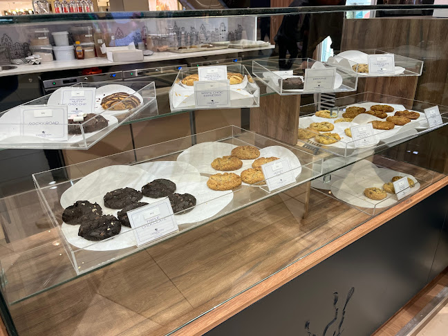 Carrington Cookies @ Sandton City Mall - Hospitality and gastronomy