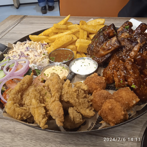 RocoMamas Kenilworth Centre - Halaal